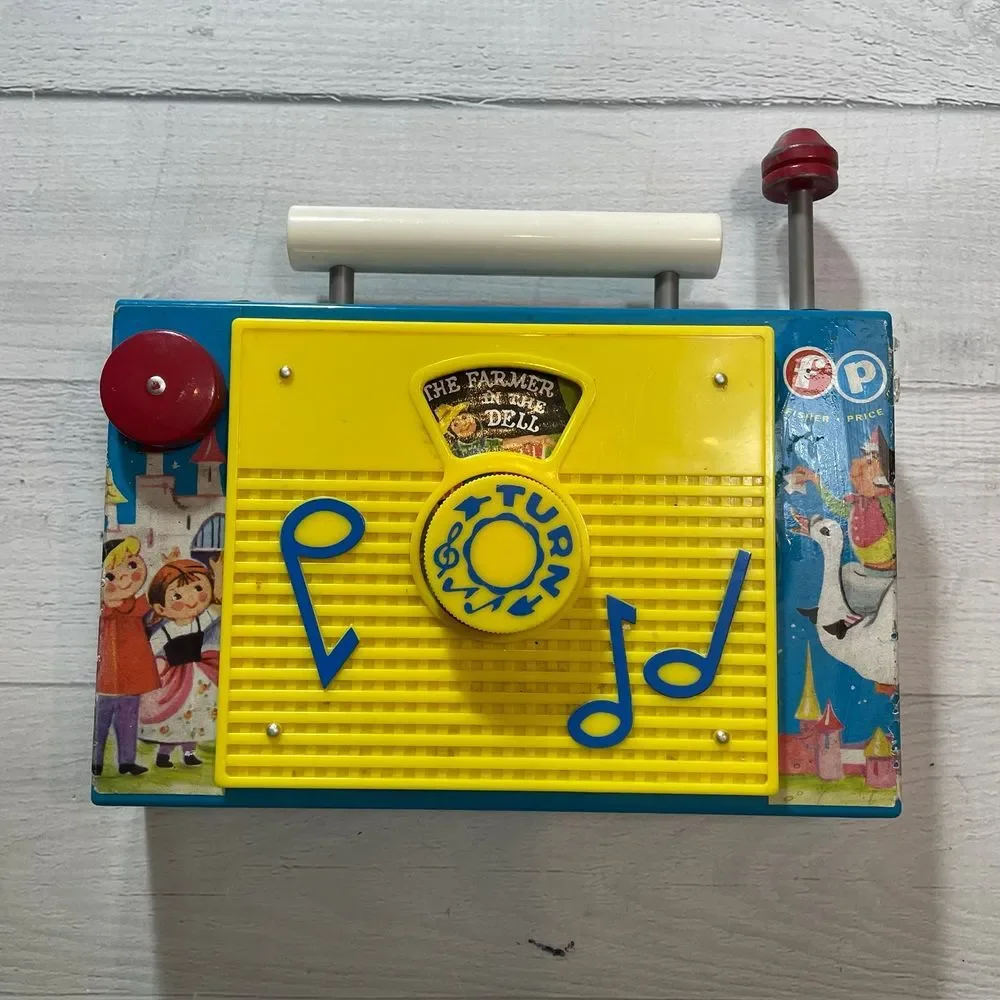 Fisher price 2009 farmer in the dell music‎ radio
